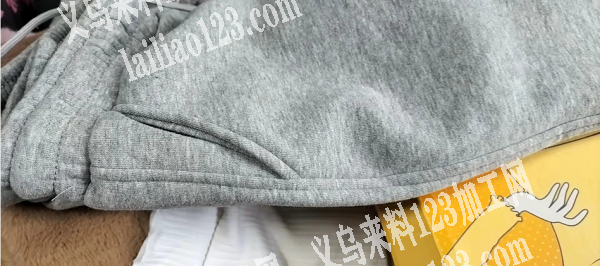 裤子外发。量大，做到年底