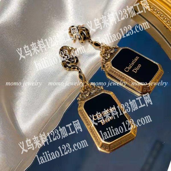 寻找有这个款式模具的工厂1万对电话联系详