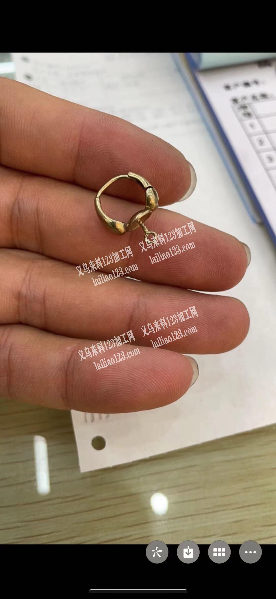 找有这个耳扣的铜厂，大量订单做，可以做的