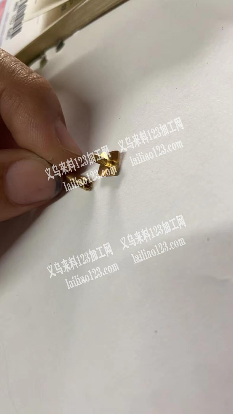 如图，请问谁家有做这款铜的，联系:黄生