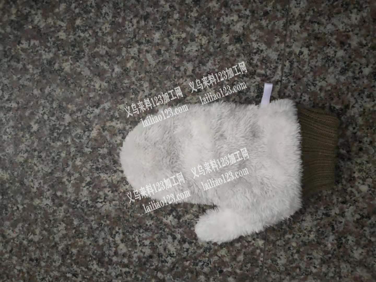 有做过此类手套的加工厂，与我联系，没做过
