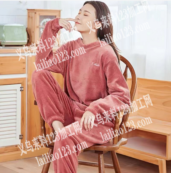 寻找这款套装厂家，这个货谁家在做请联系我