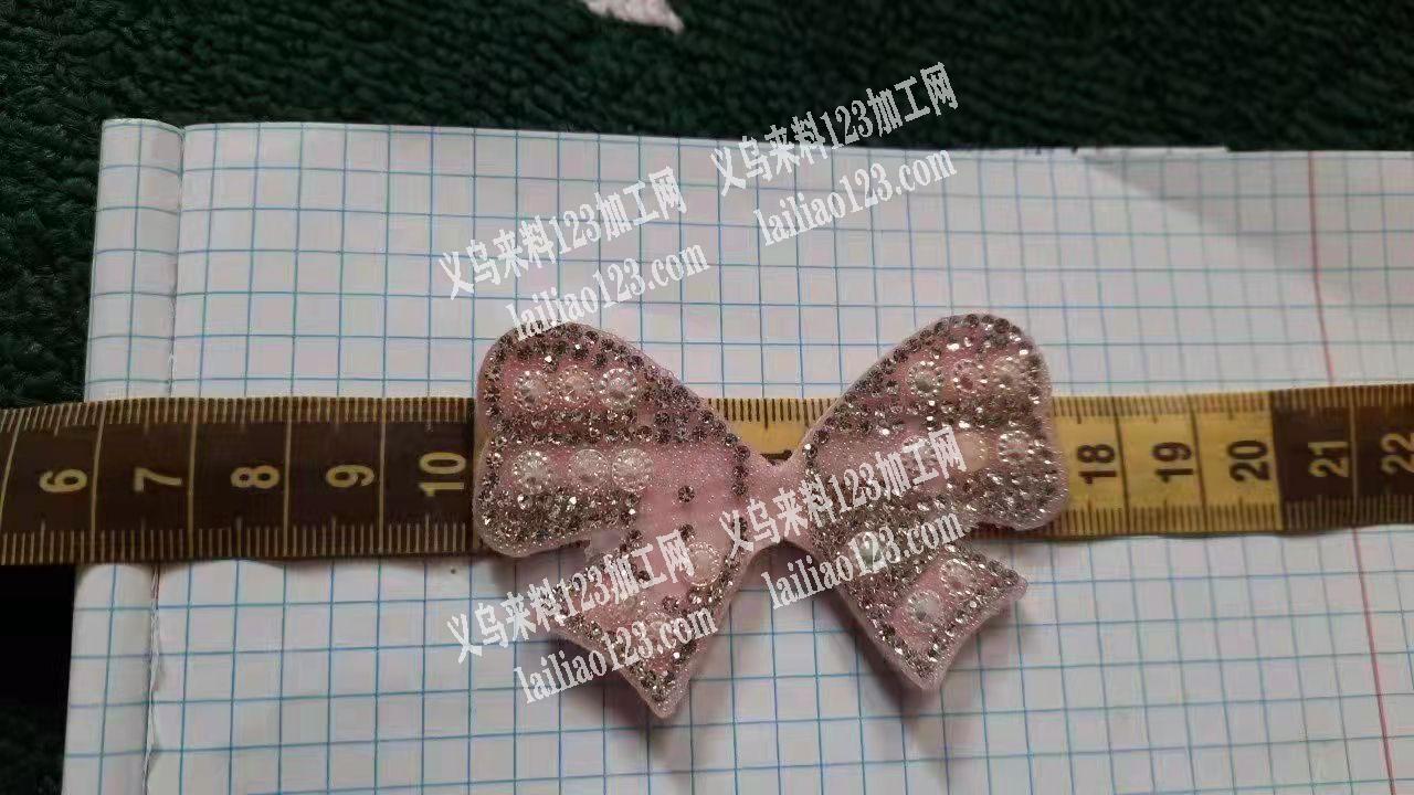 如图，这个蝴蝶结谁能做，能做的联系我