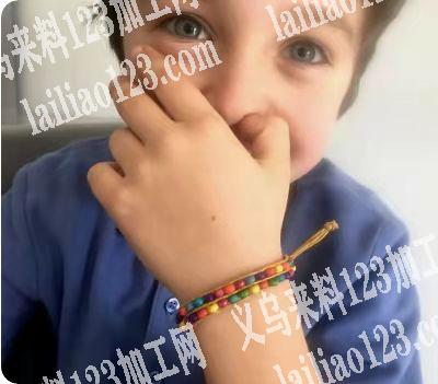 如图，寻找这类手工。材料是厂家出，还要打