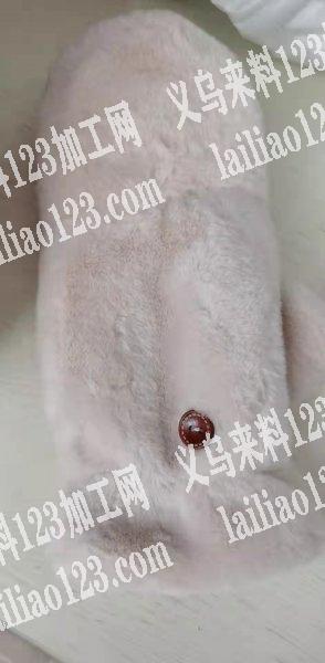 毛绒冬季手套外发加工，如图，寻找缝纫的加