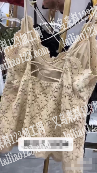 寻找背心厂家，如图，美背的，厂家有货的联