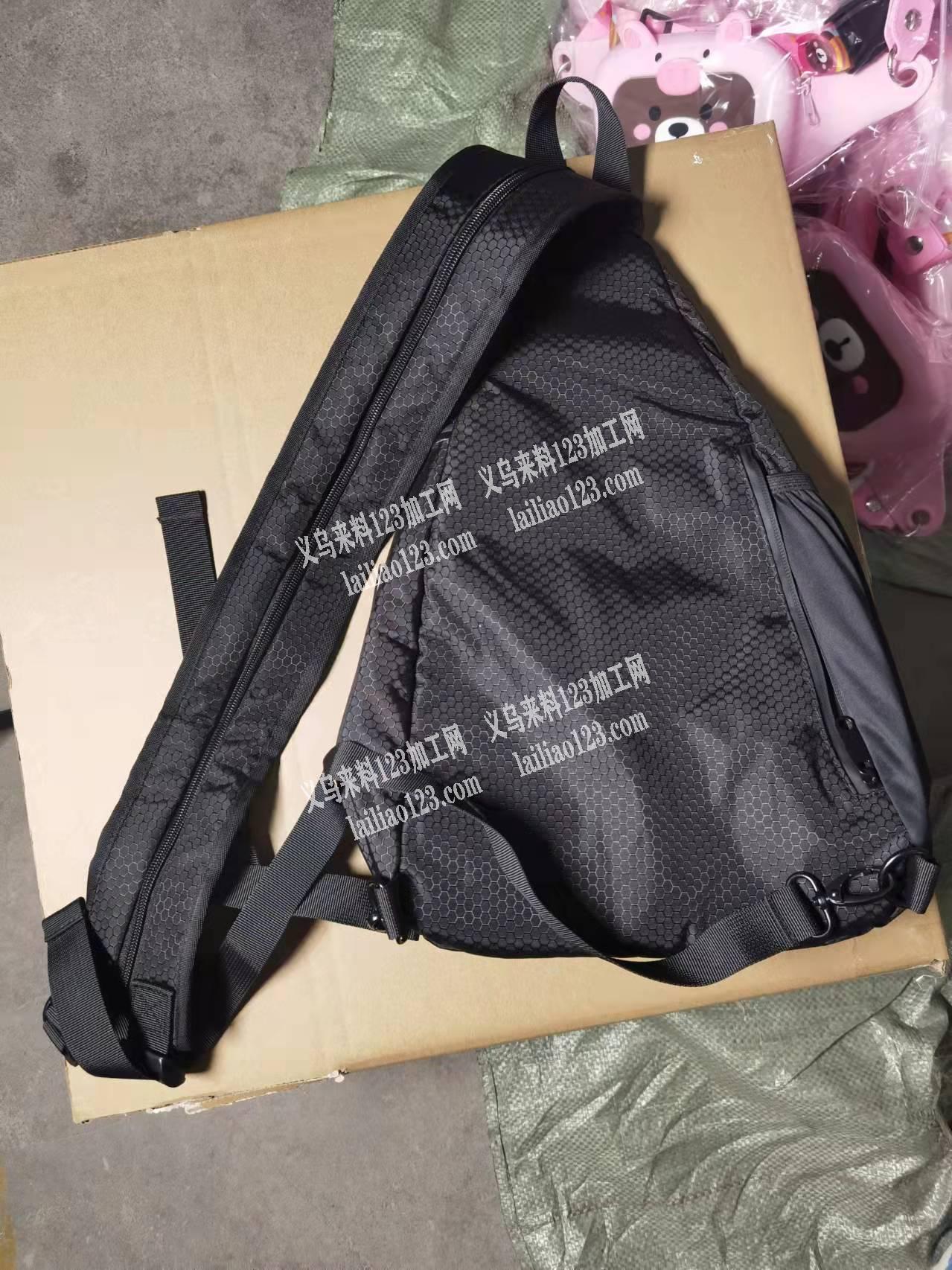 寻找胸包工厂，订单1万只，有可以做的工厂