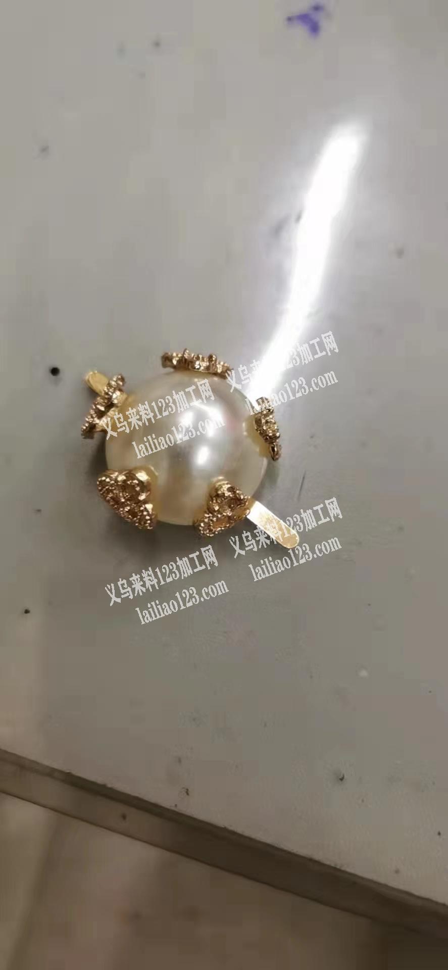 采钩如图扣件，能做的联系