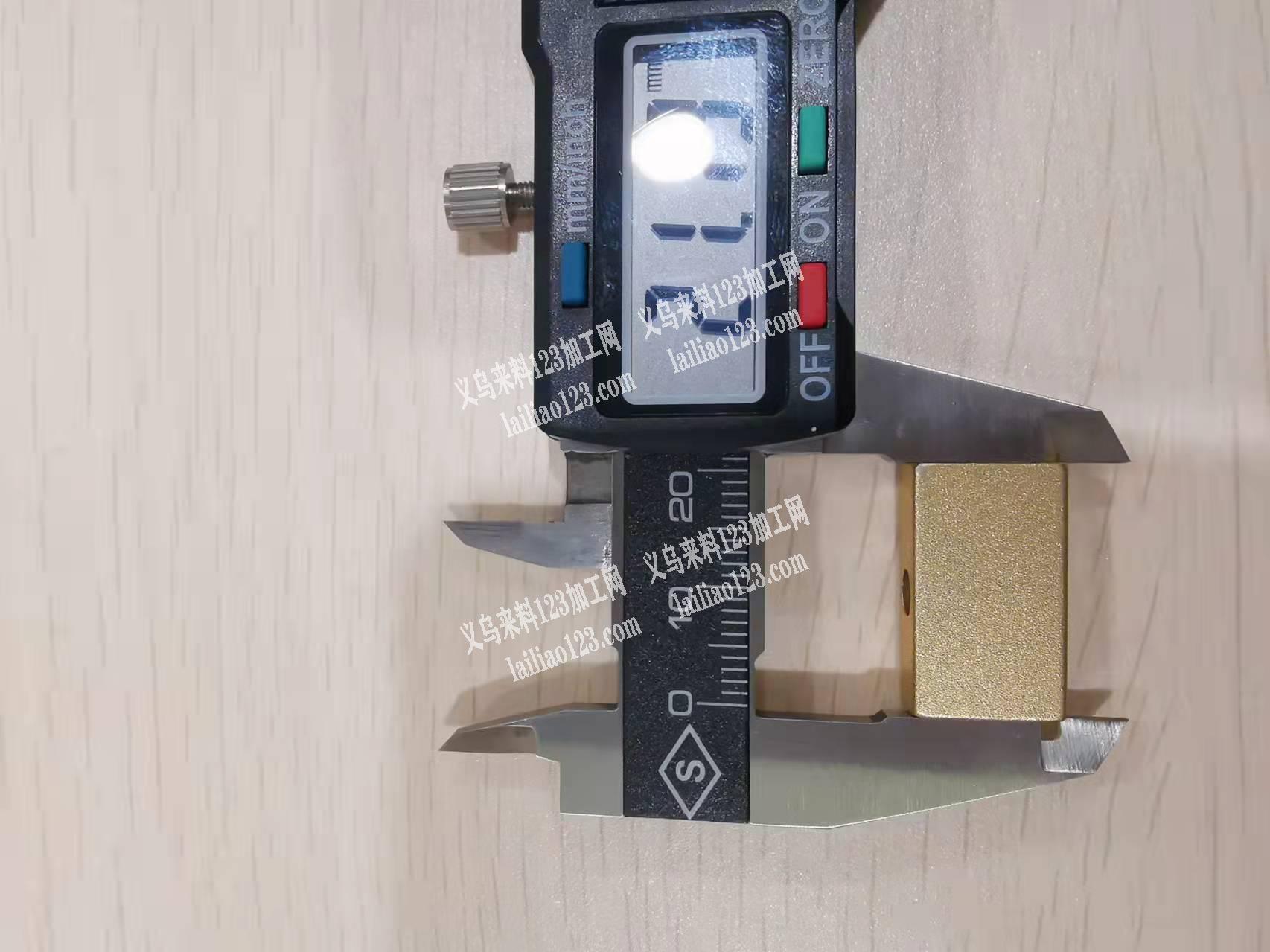 寻找铝配件加工厂。是专业厂家的联系