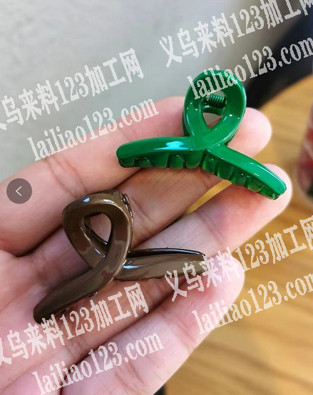 寻找抓夹。需要这个爪子.4.5公分.要透