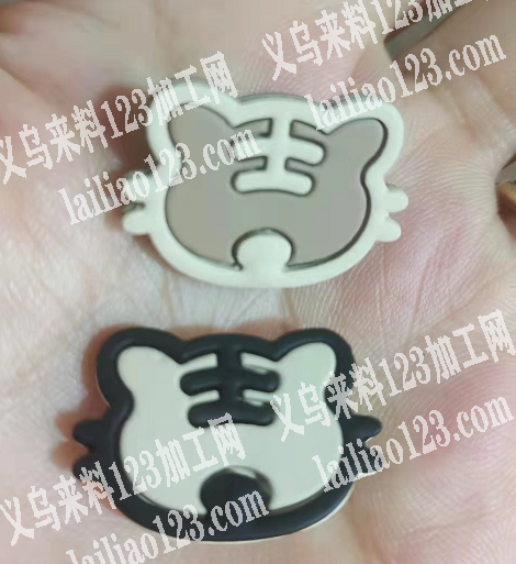 手工活外发，找粘配件的工厂，是专业厂家的