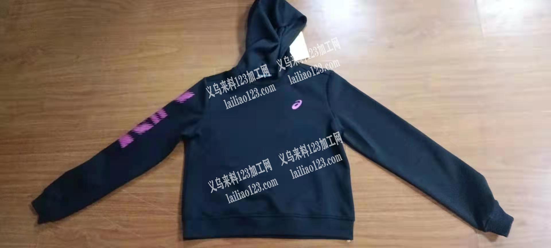 如图，卫衣套装，有做这种衣服裤子专业的请