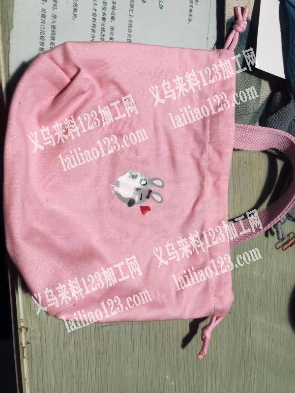 箱包外发，寻找广州小型箱包加工厂，数量2