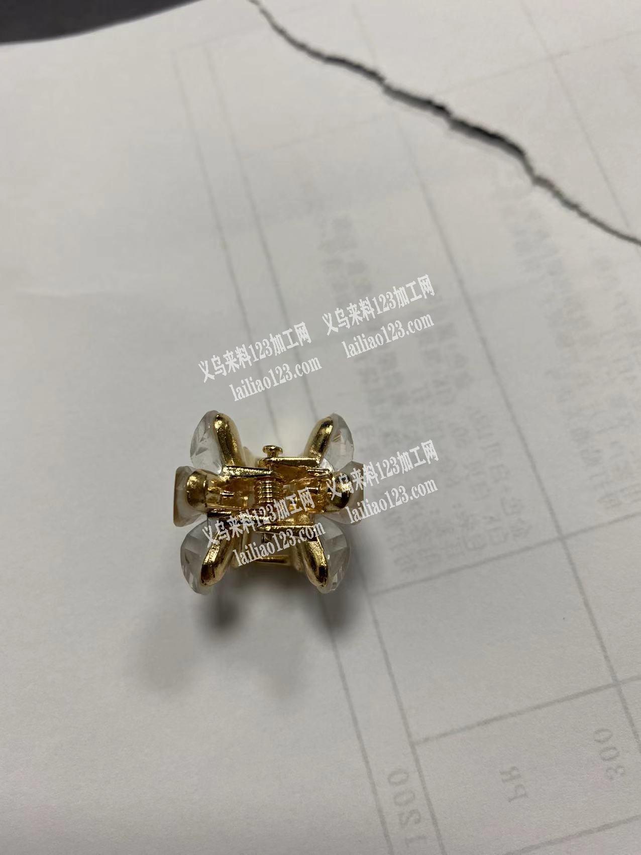 大量点配件外发加工，找专业点配件加工厂，