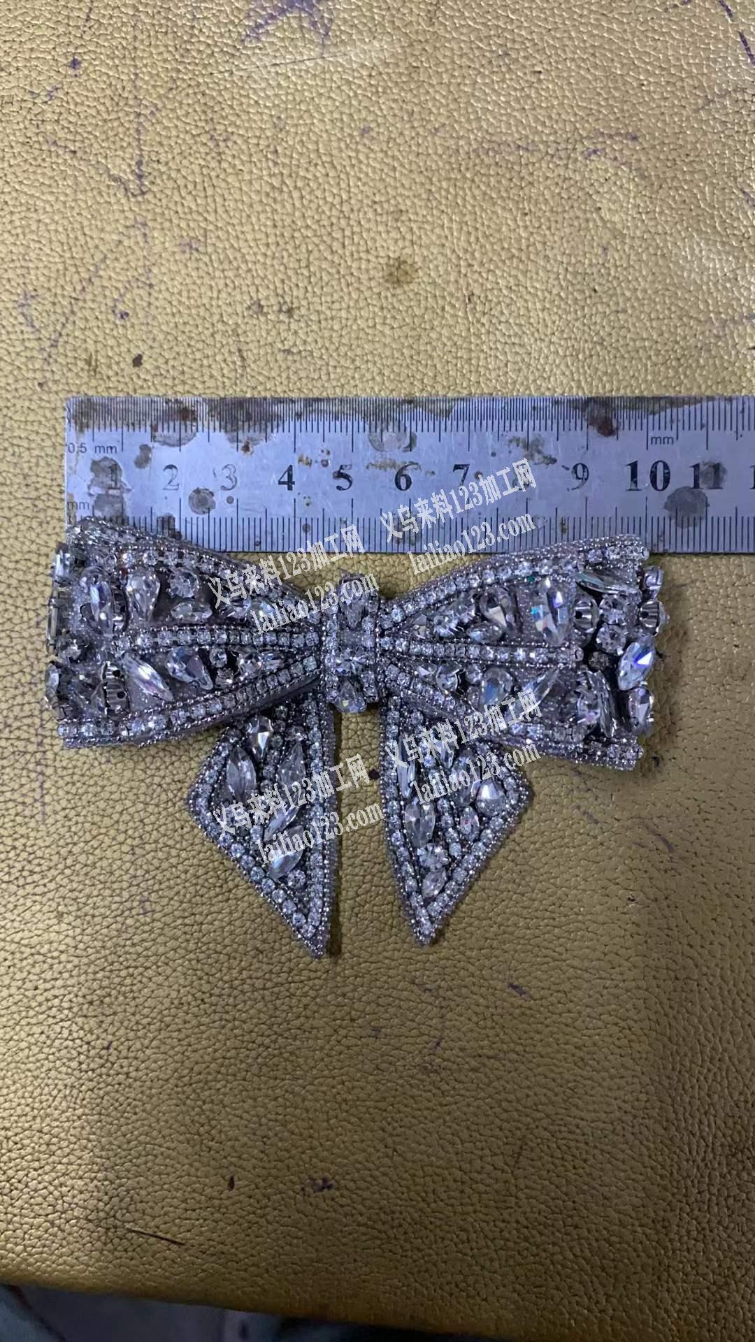 如图，有订单外发，寻找这个花子的源头工厂