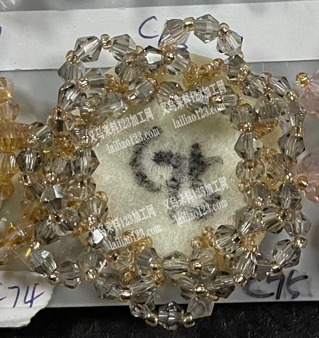 有大量手工货外发，穿鱼线绑花。有做过的加