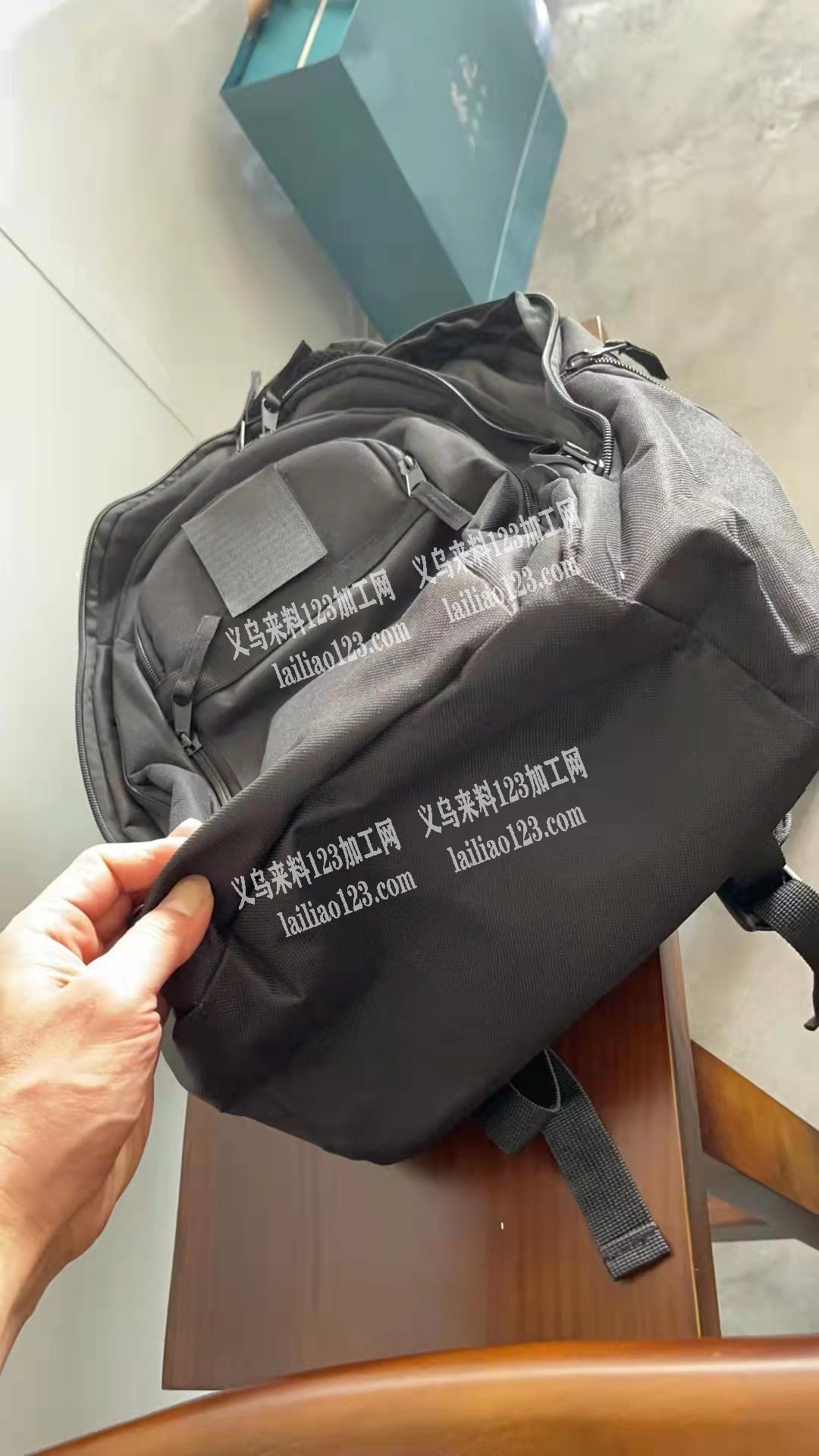 这种书包那位老板能做，包工包料，数量18
