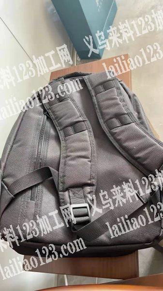 这种书包那位老板能做，包工包料，数量18