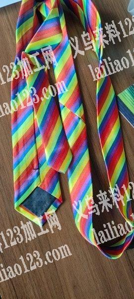 如图，12000条领带外发加工