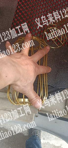 找喷漆加工厂，电话详谈