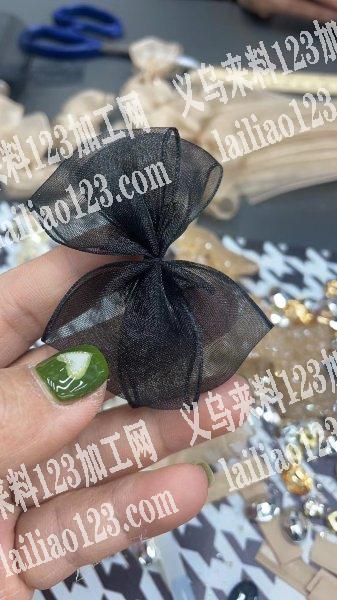 商贸城寻找会做这个蝴蝶结，有的请电话联系