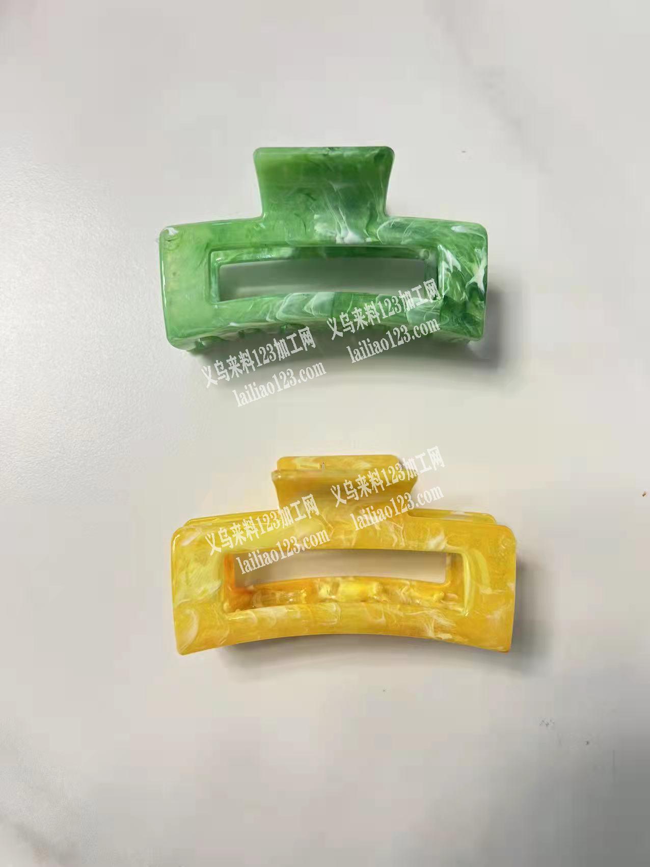 如图抓夹8.5厘米长，注塑，三千套，时间