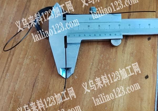 0.8塑料钢丝绳，长期有单，谁家有联系一