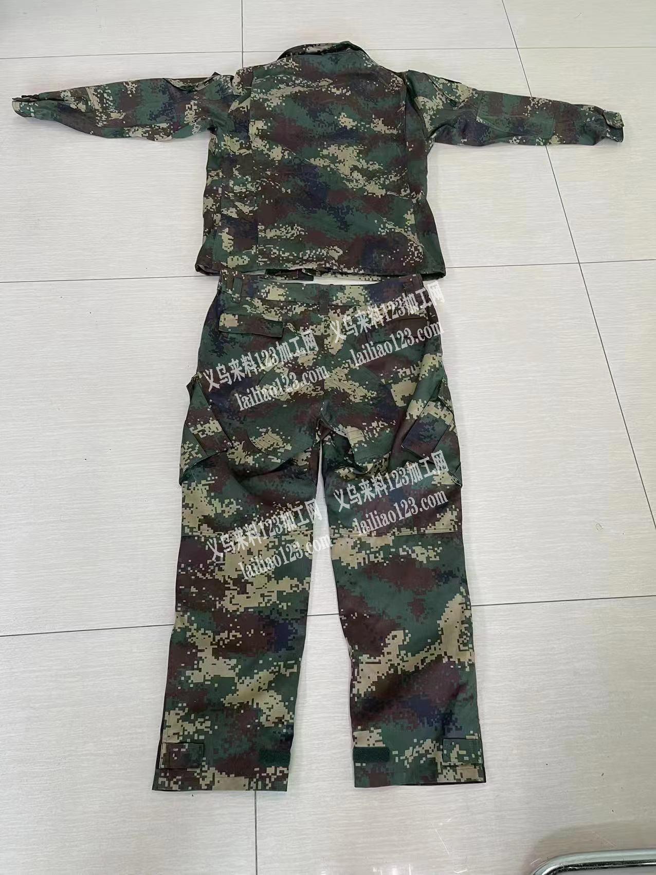 如图，迷彩服套装订单外发，会做套装的工厂