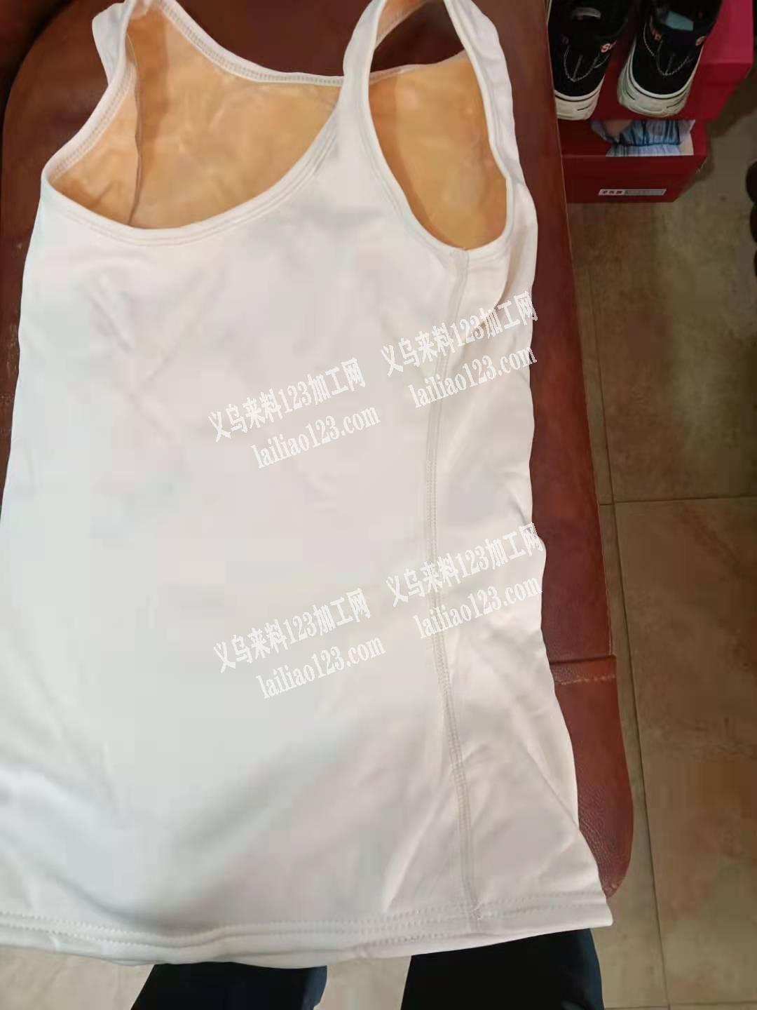 寻求服装加工厂，做2边+裁下摆，上腰+转