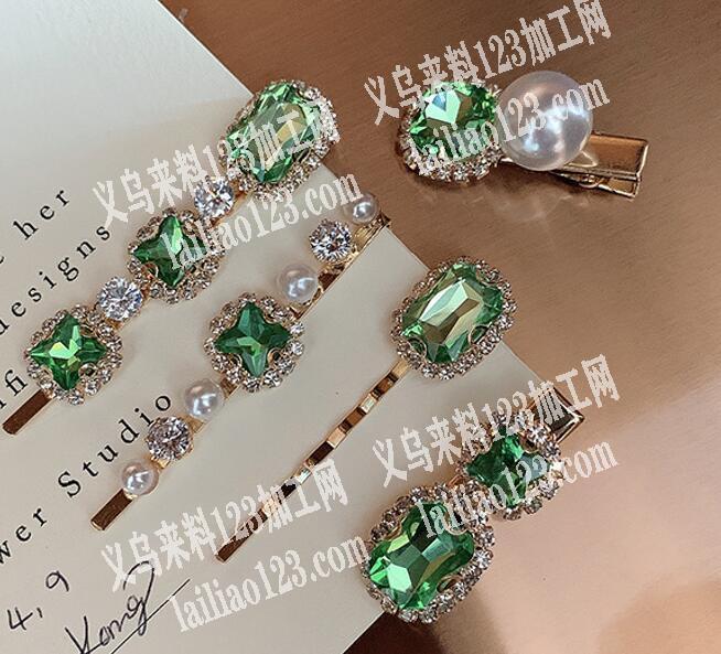 这两款发夹找源头工厂，电话详谈