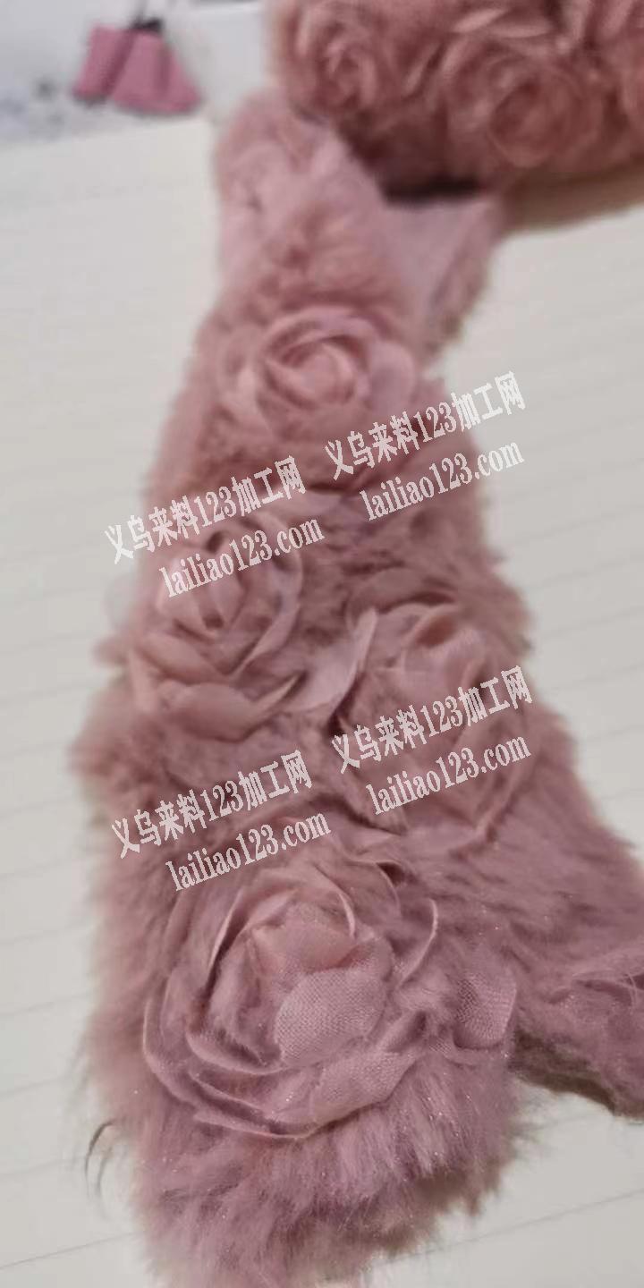 找盘绣加工厂，毛绒上面绣雪纺花边，电话详
