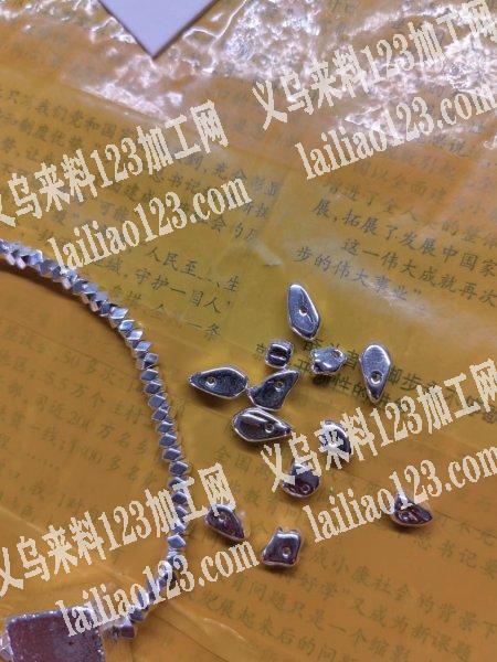 找有这款模具的压铸厂碎石款式，电话详谈