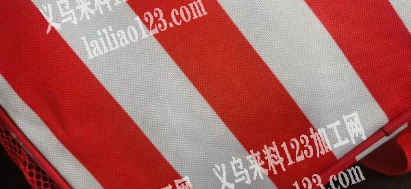 如图，手提包订单，数量13万，1.外面牛