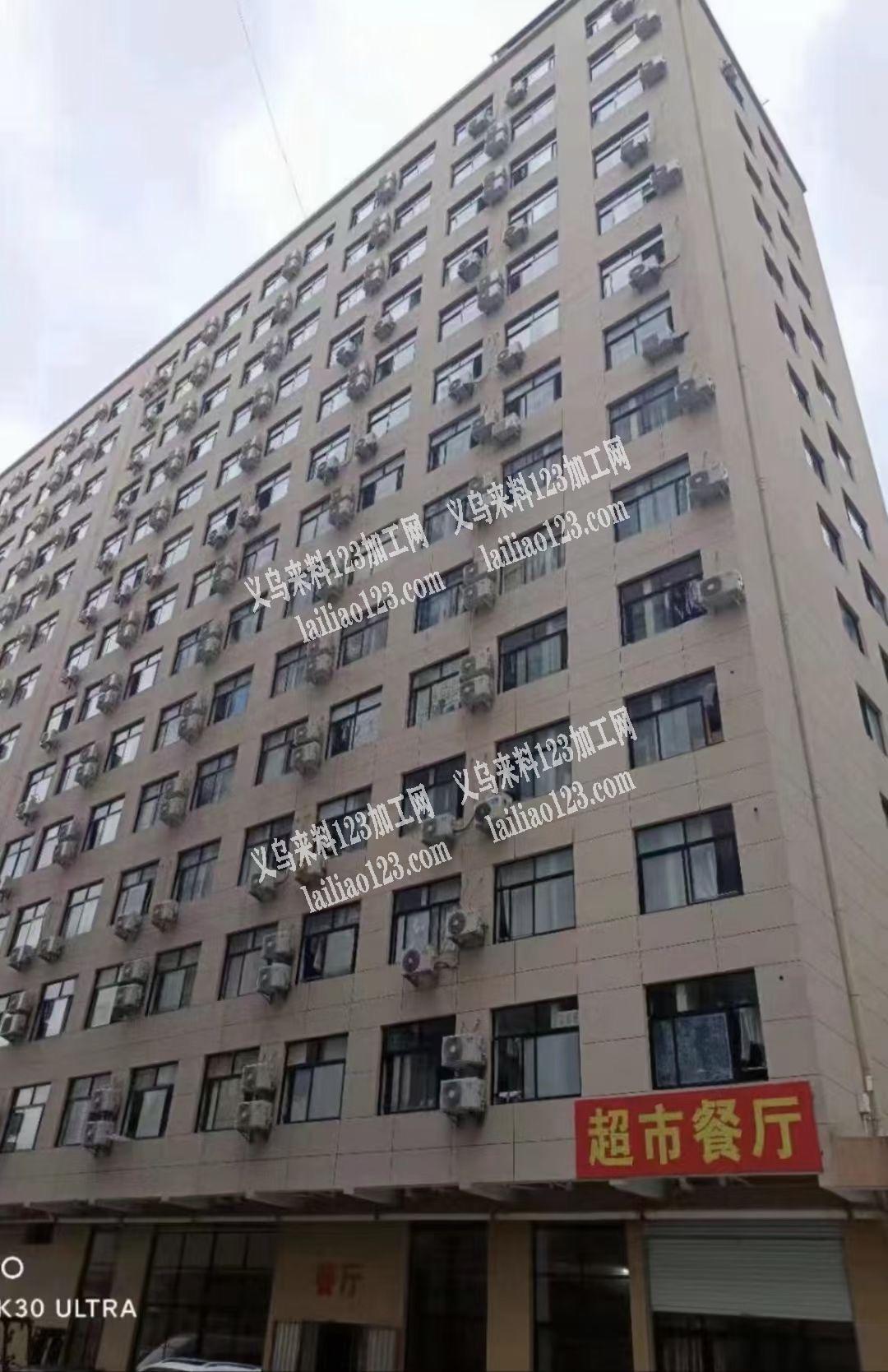 东阳湖莲‮街西‬新厂‮出房‬租，每层19