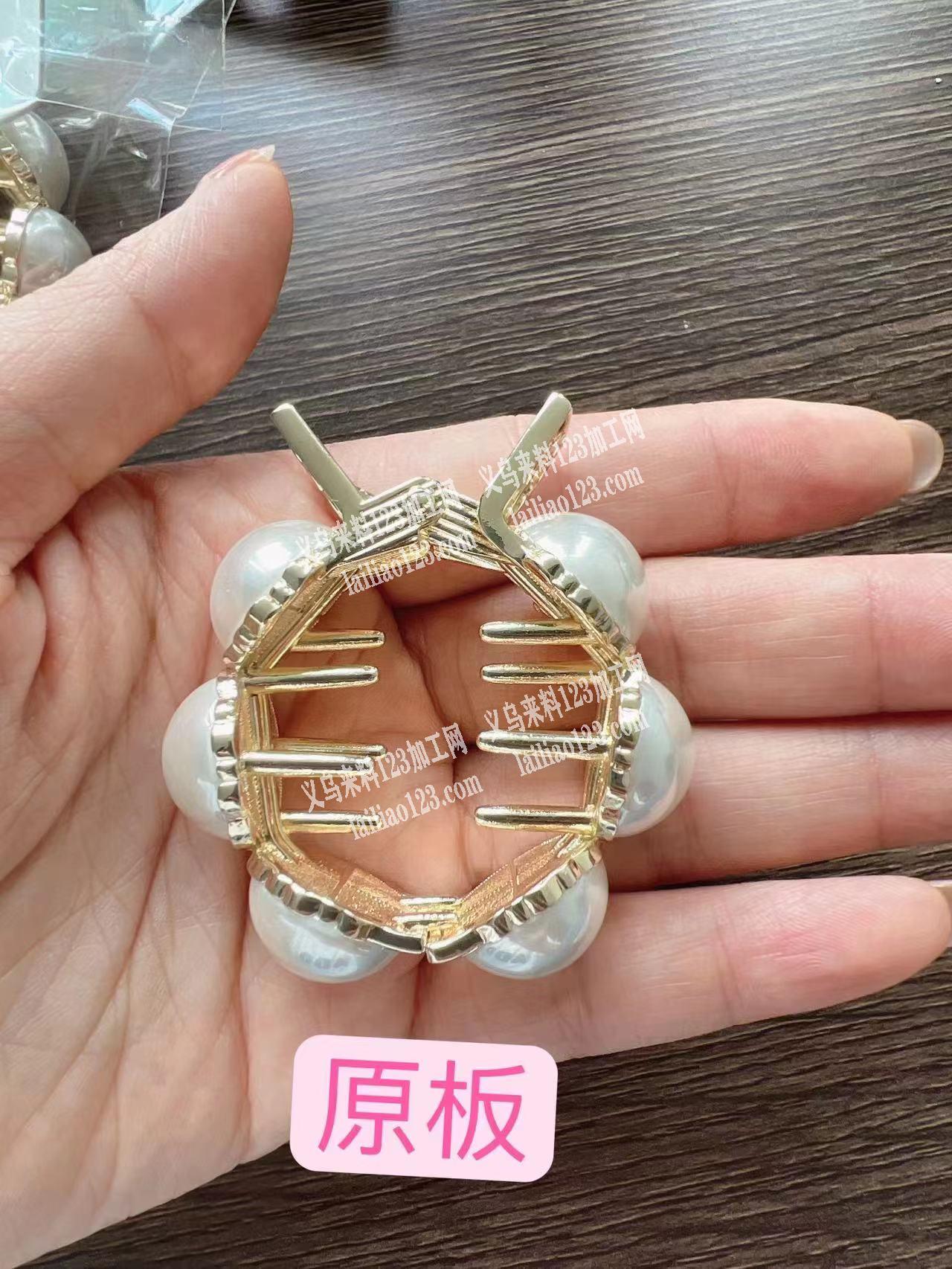 寻找这类合金压铸厂家，长期合作，电话详谈