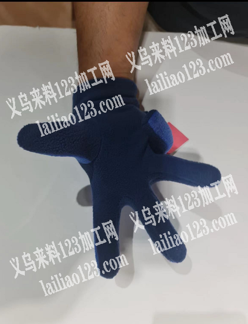 手套外贸单，量大，定制这种配色的手套，外