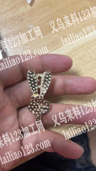 找压铸钢模的毛胚工厂，电话详谈