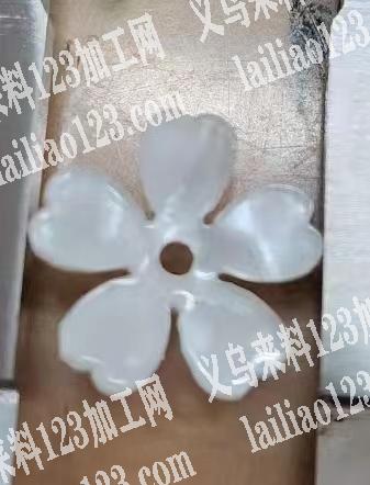 找压铸厂家，做这样的货，能做的联系我