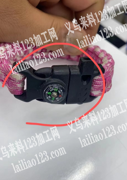 寻找这个指南针卡扣，有意的联系我