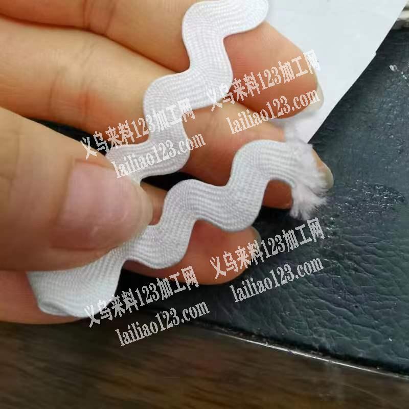 采购漂白色涤纶s带，数量8万米，0.7c