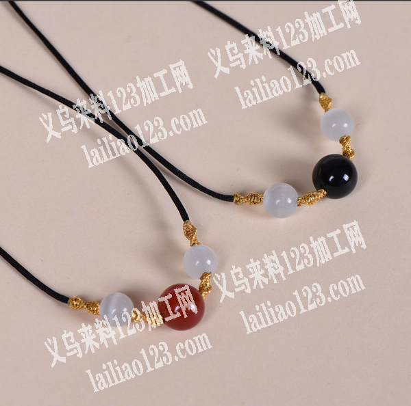 公司寻找编这个手链的手工加工厂，量大，义