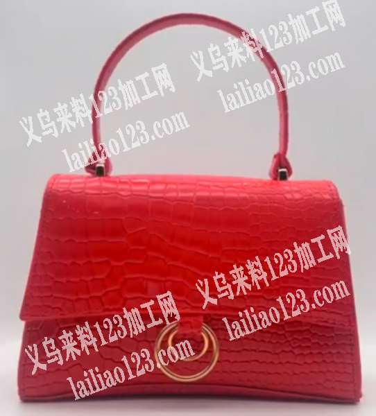 两款时尚包，数量各1500个，纯加工，能