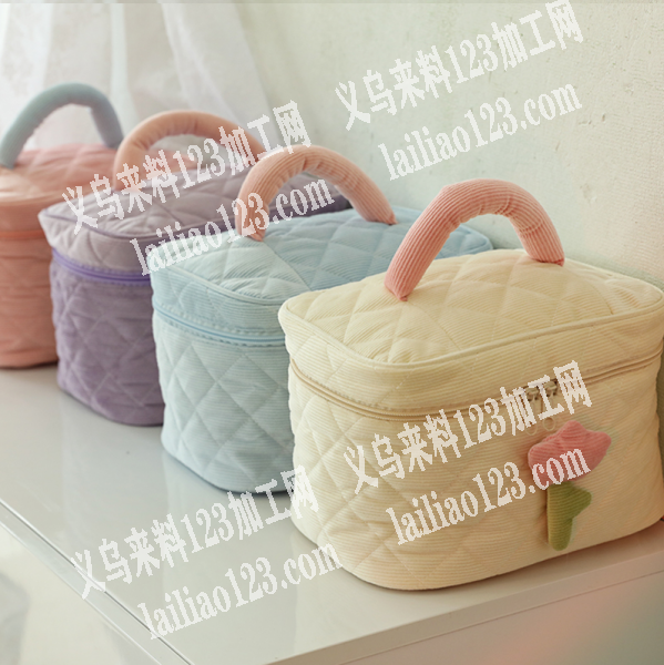 包包外发，有样品，有做的工厂联系