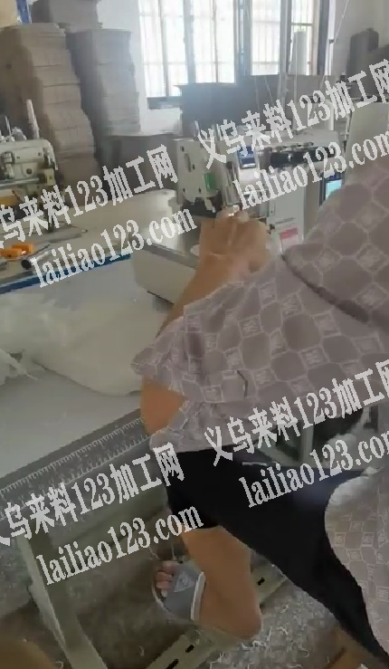 锁边外发加工，数量100万左右，有做这种