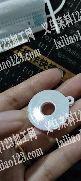 亚克力喷油外发，找喷油的厂家，最好是在东
