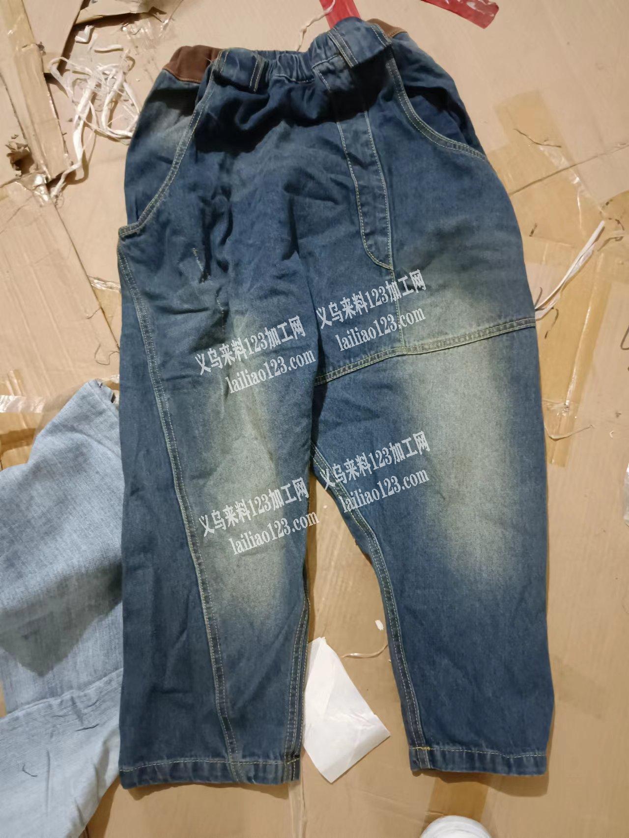 牛仔裤库存，两万多条，特价3块带走，沫子