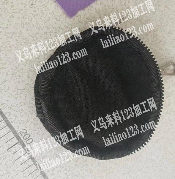 小小零钱袋有4900个外发，要求工厂在义