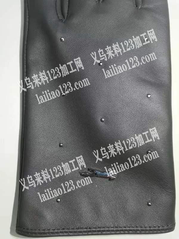 寻找打小四爪钉子工厂，有的电话联系我