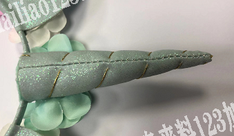 发箍上的独角，会做的联系