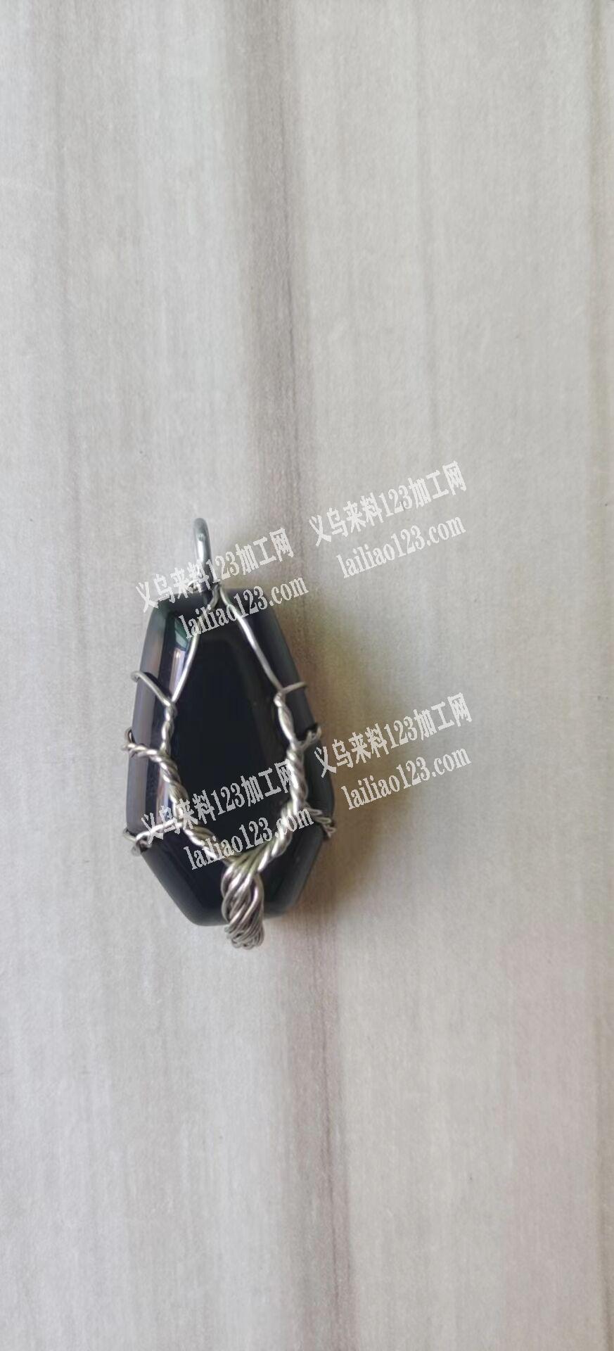如图，绕铜丝手工活外发，寻找会做的加工厂